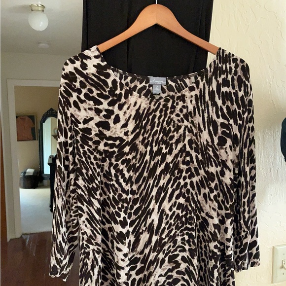 3 PC Chicos Travelers Pantsuit. - Picture 2 of 10